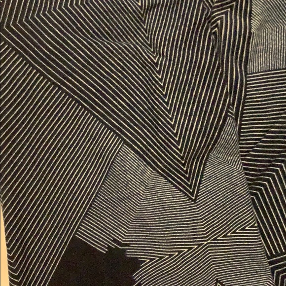 Lularoe os leggings - Picture 2 of 3